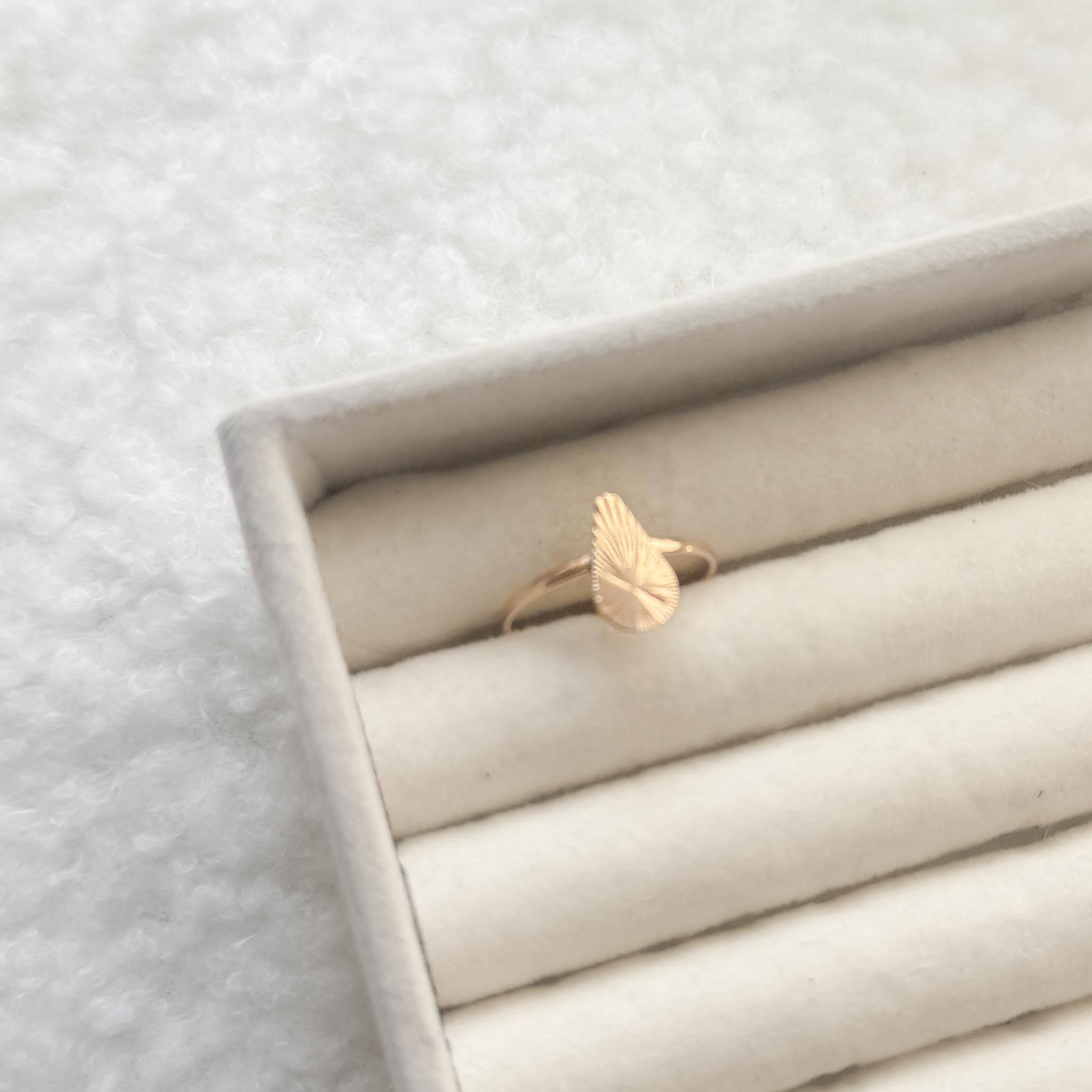 Anel Regulável - Gota Detalhe Brilho