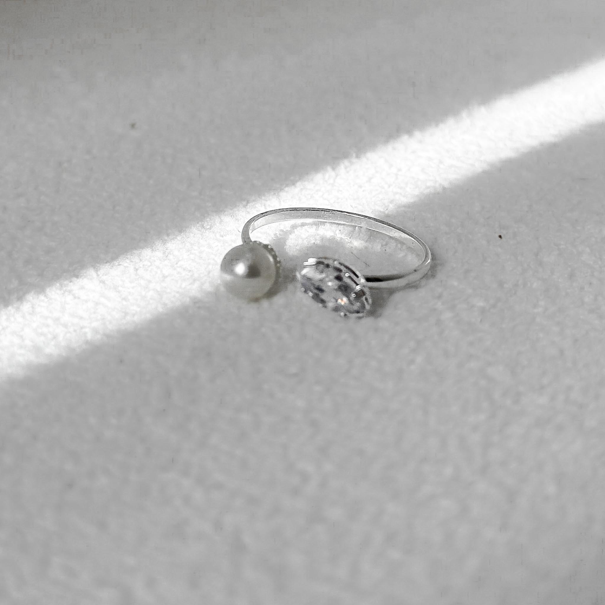 Anel Regulável - Navete Zircônia e Pérola