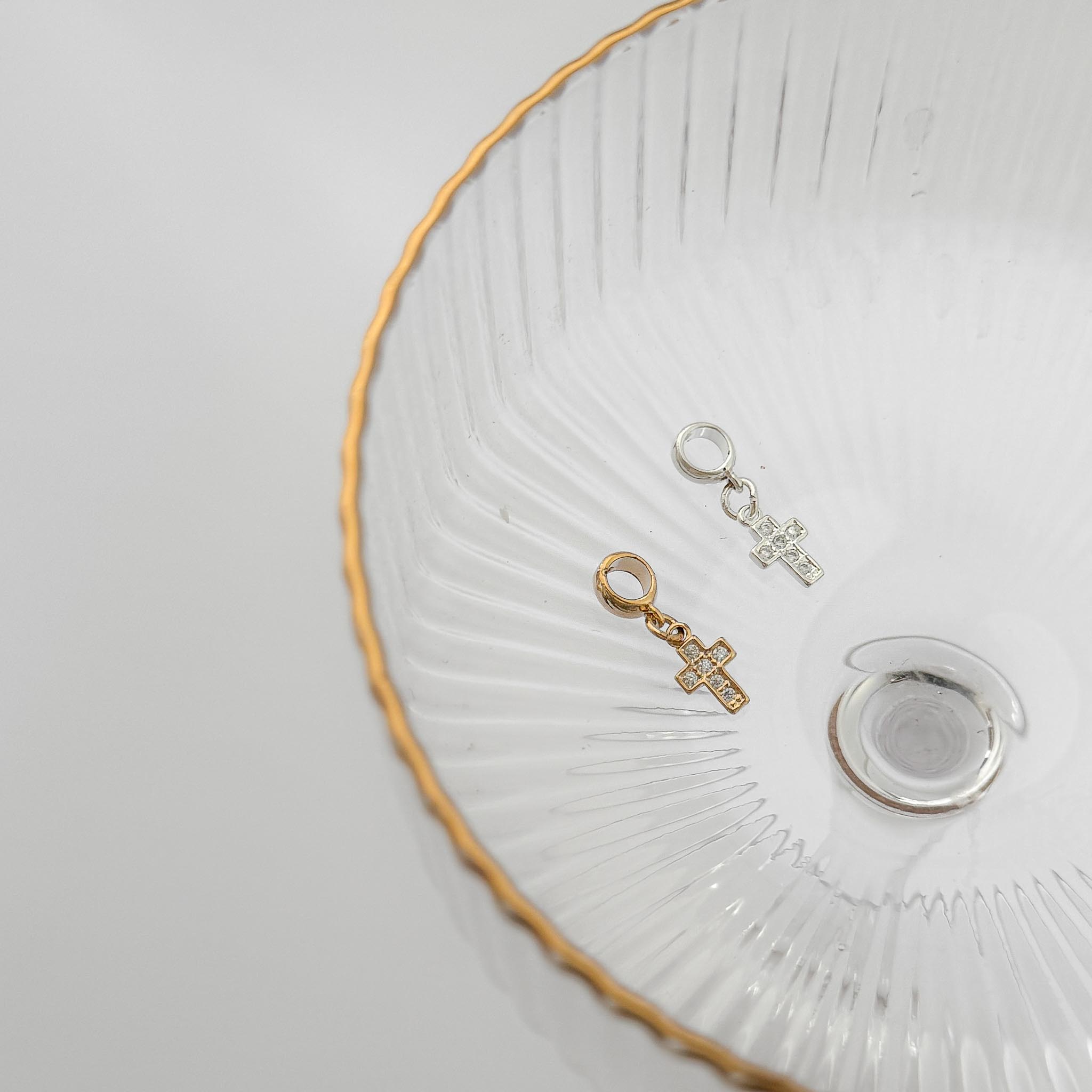 Berloque/Pingente - Cruzinha