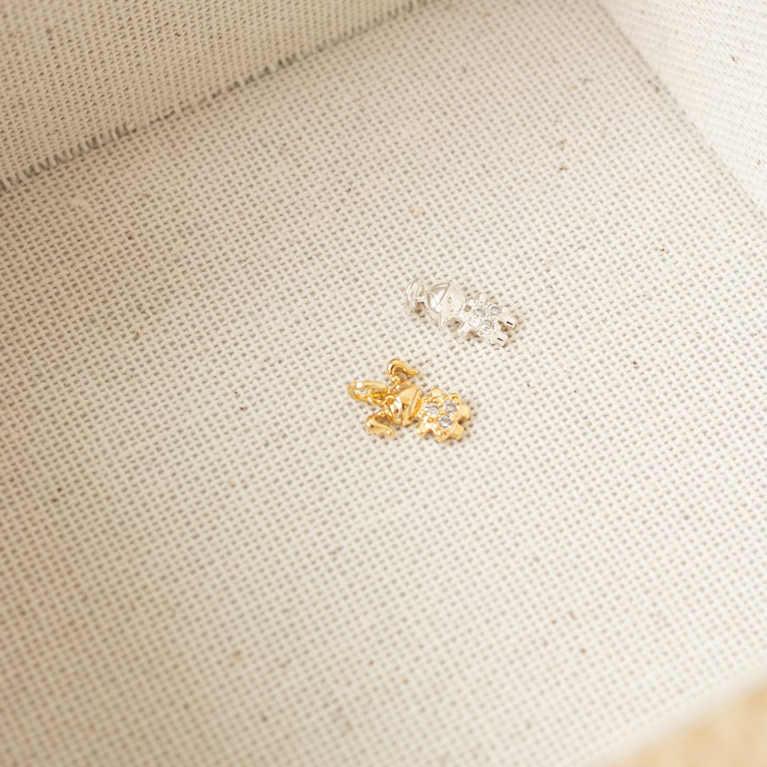 Berloque/Pingente - Menina(o)