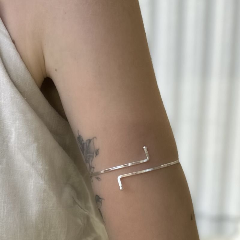 Bracelete Superior - Lines