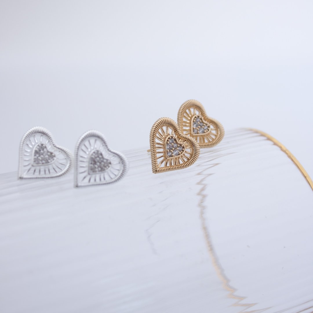 Brinco Médio - Coração Plissado