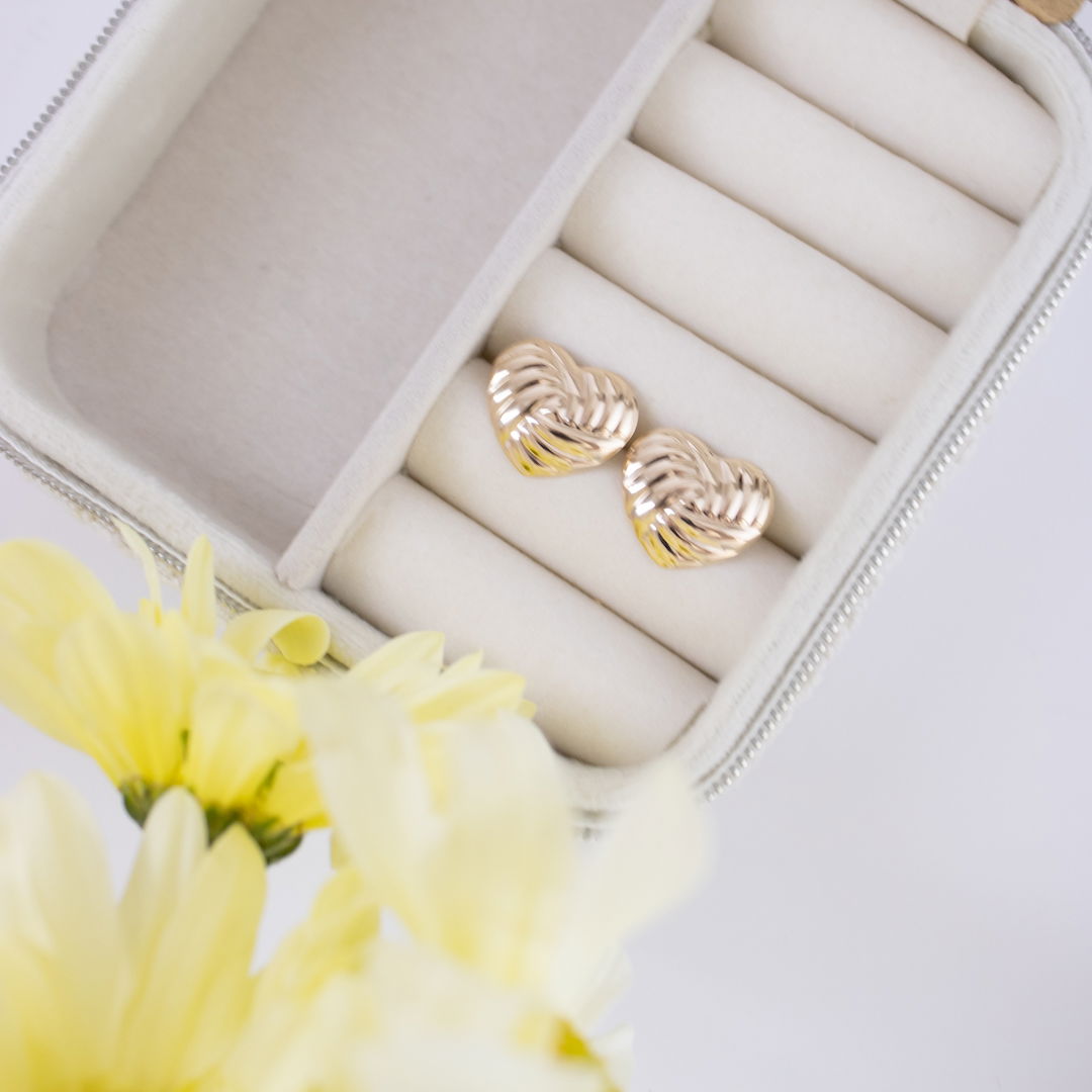 Brinco Pequeno - Coração Desenhado