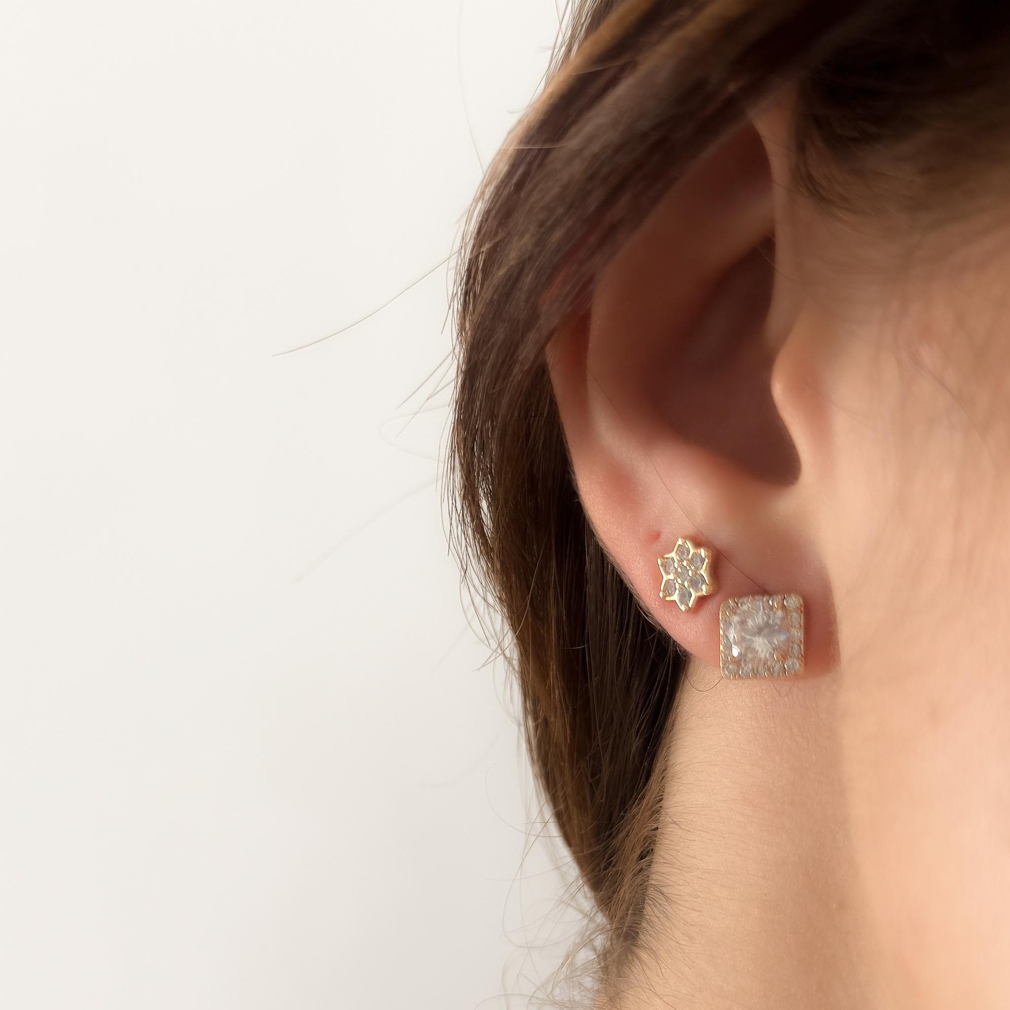 Brinco Pequeno - Estrela Zircônia