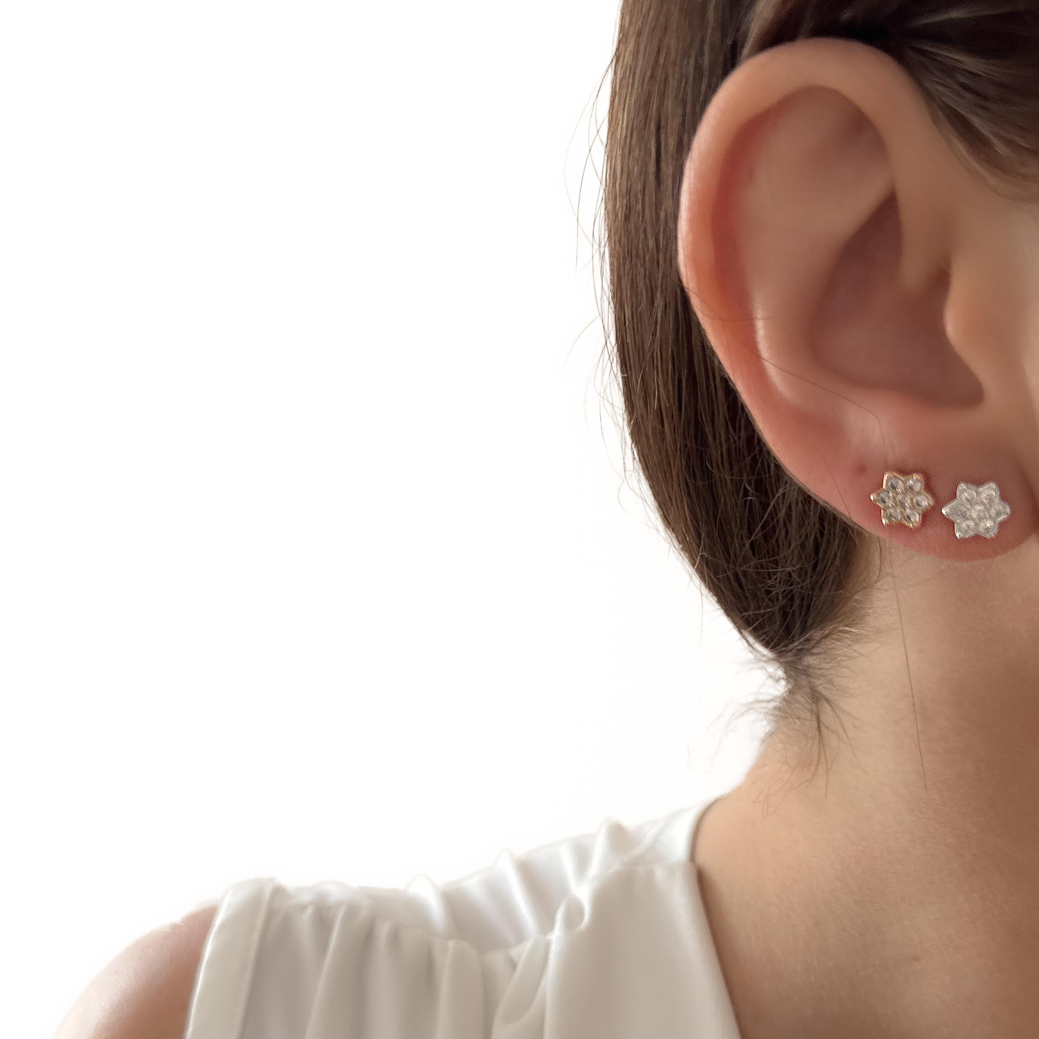 Brinco Pequeno - Estrela Zircônia