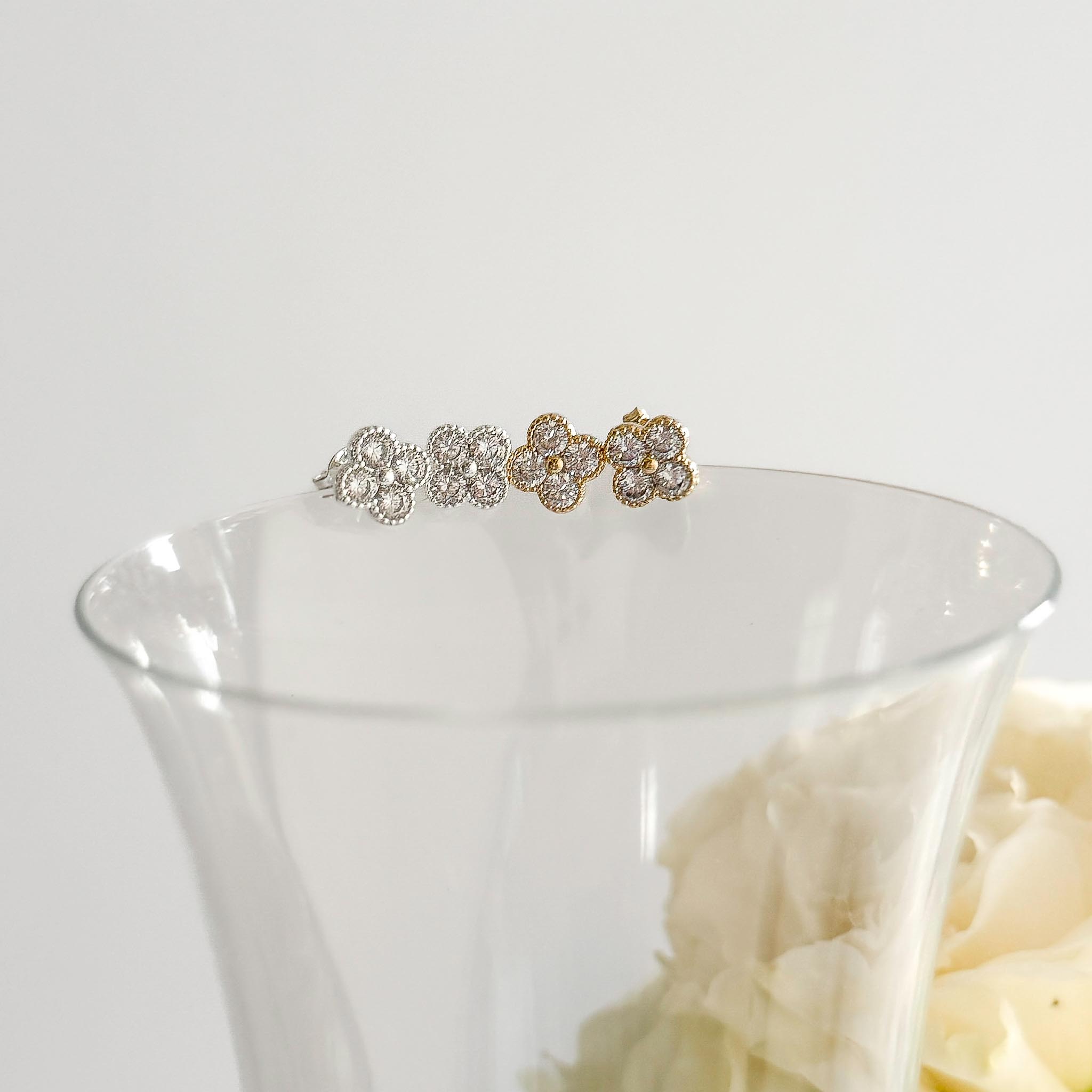 Brinco Pequeno - Trevo Microzircônia