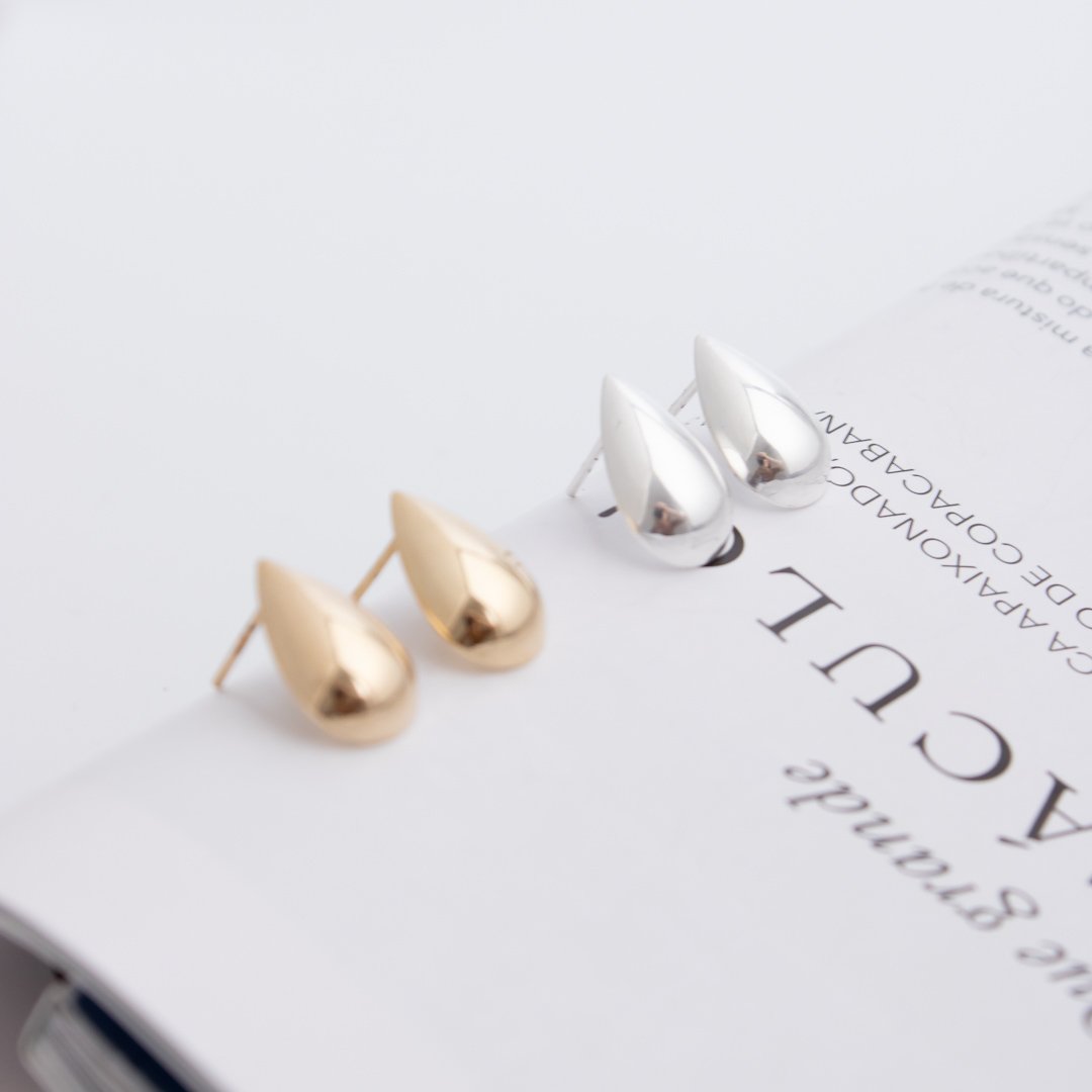 Brinco Pequeno - Gota Abaulada