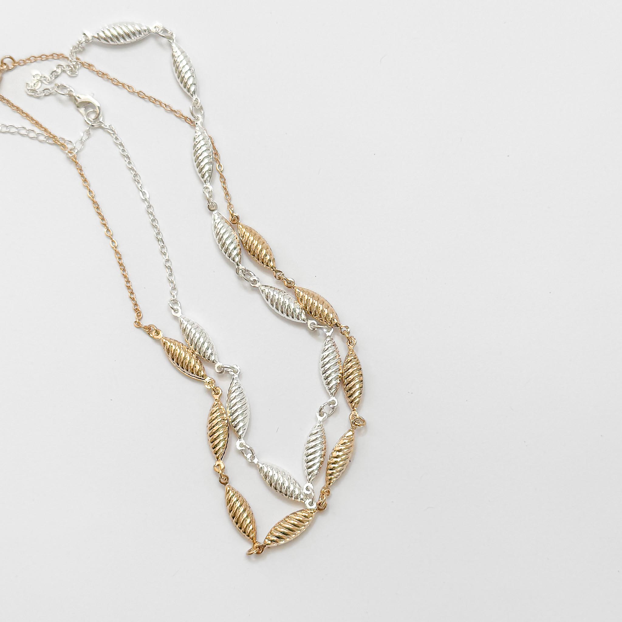 Choker - Pingentes Texturizados