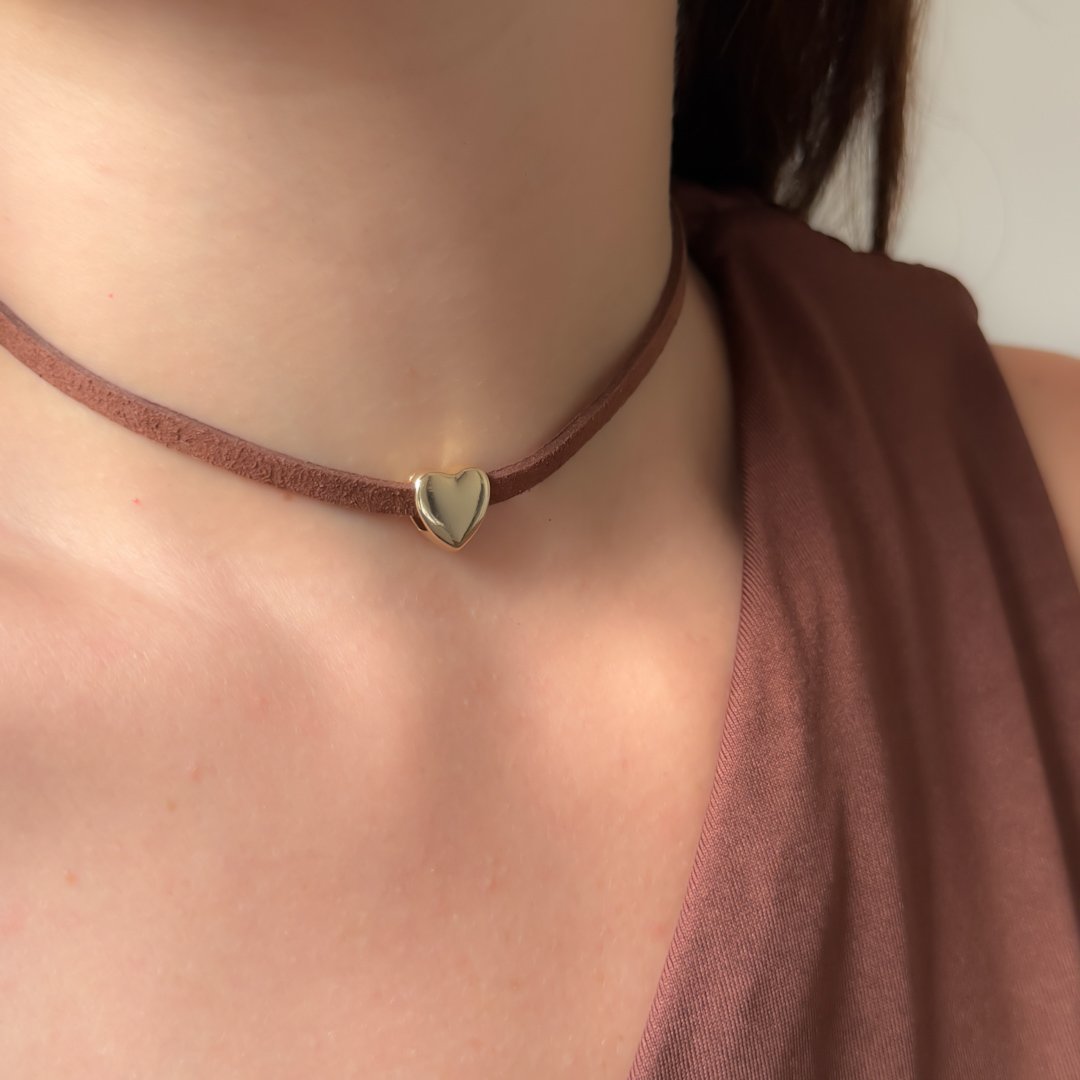 Choker - Camurça Coração