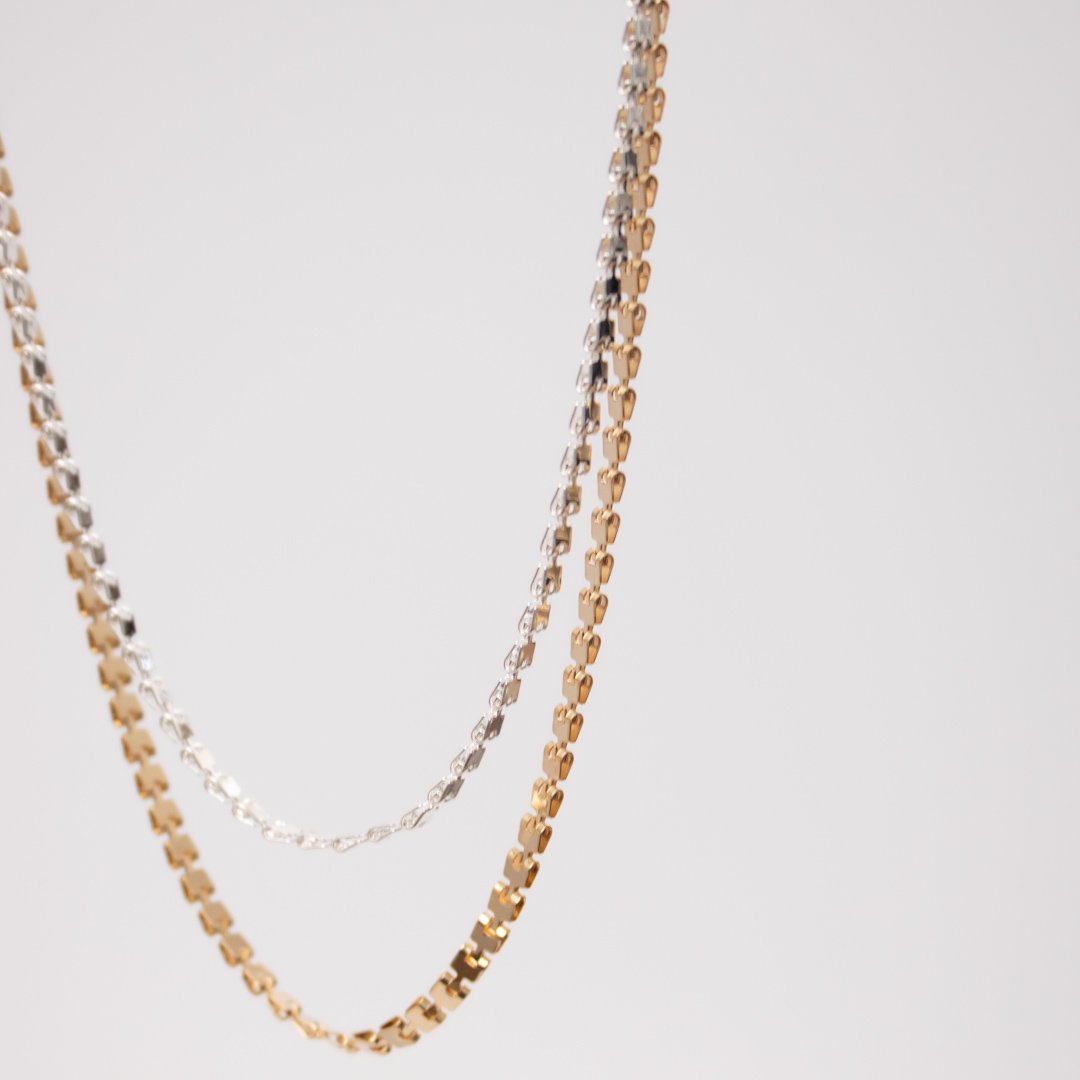 Choker - Corrente Plaquinhas