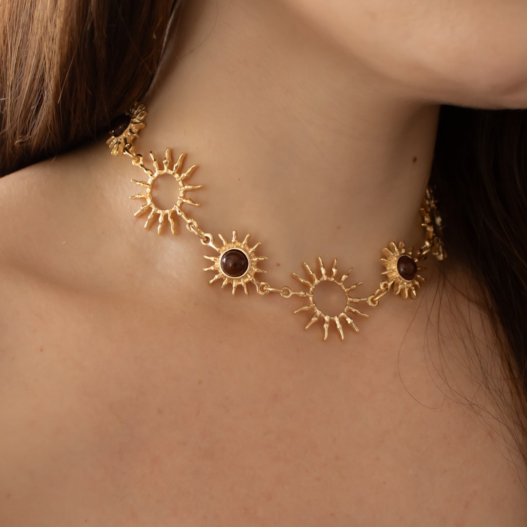 Choker Sol - Dourado e Marrom ou Pérola