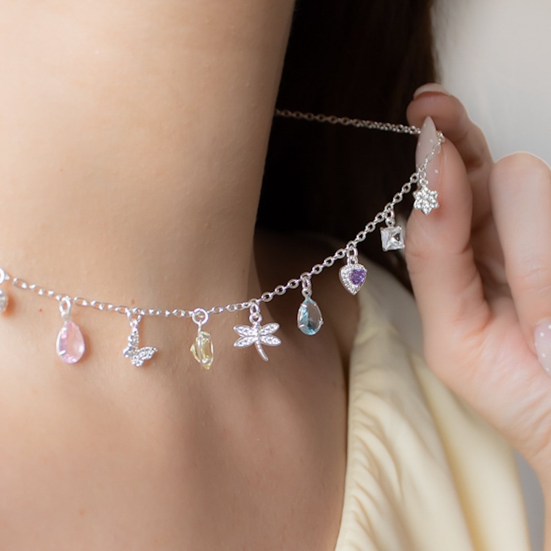 Colar Curto - Pingentes Coloridos