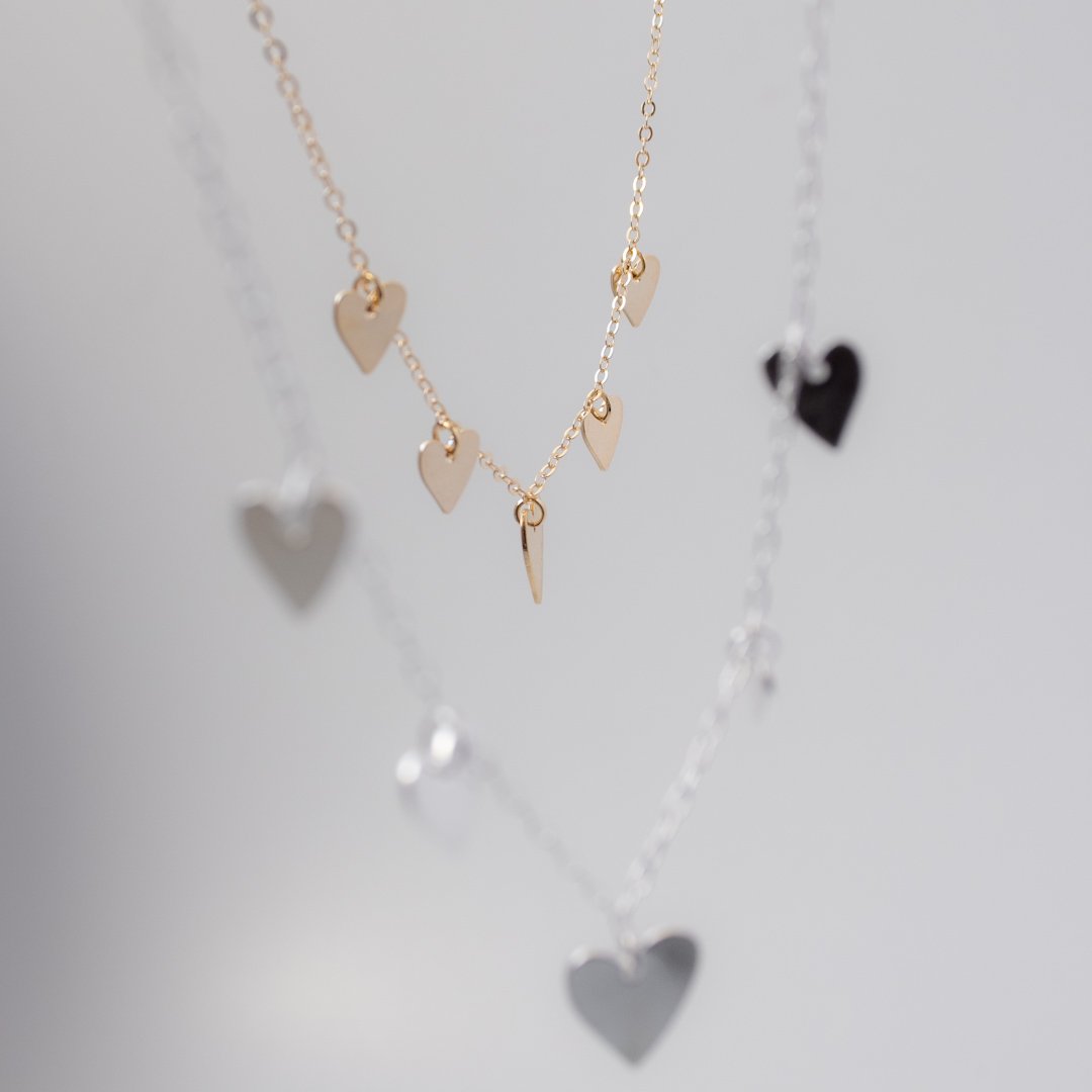 Colar Curto - Corações Assimétricos