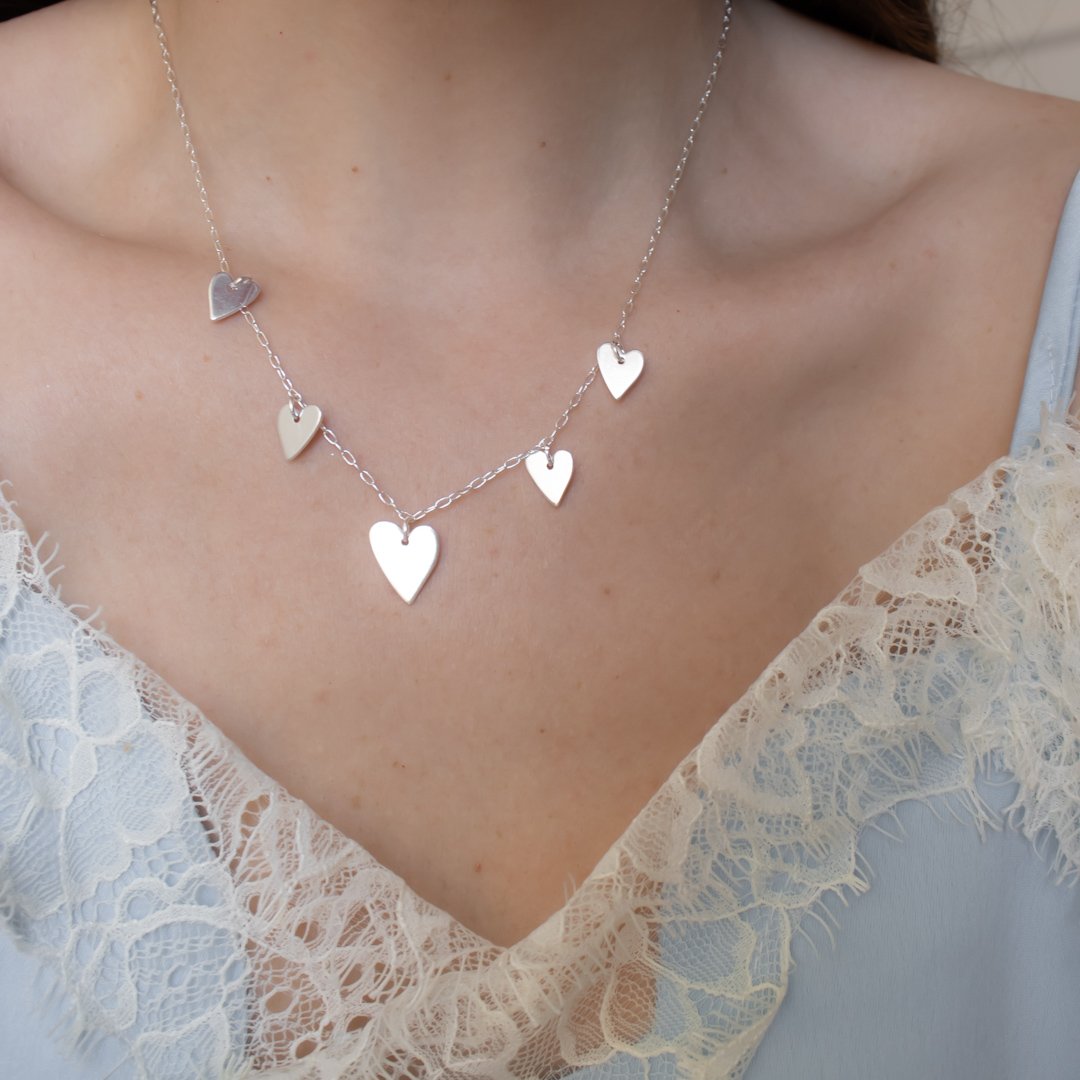 Colar Curto - Corações Assimétricos