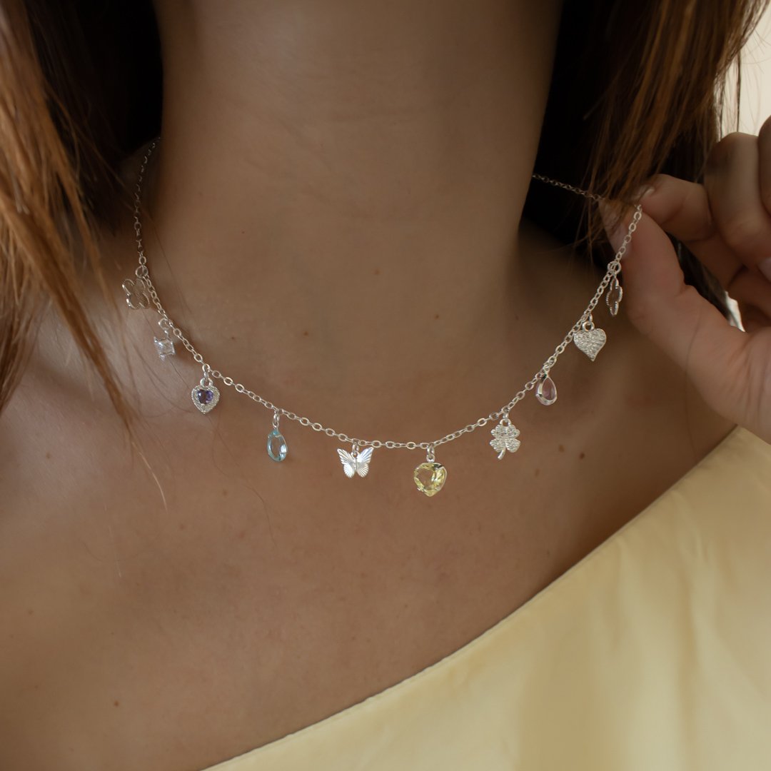 Colar Curto - Pingentes Coloridos