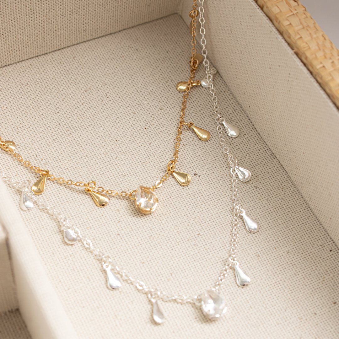 Colar Curto - Pingentes Gotinhas