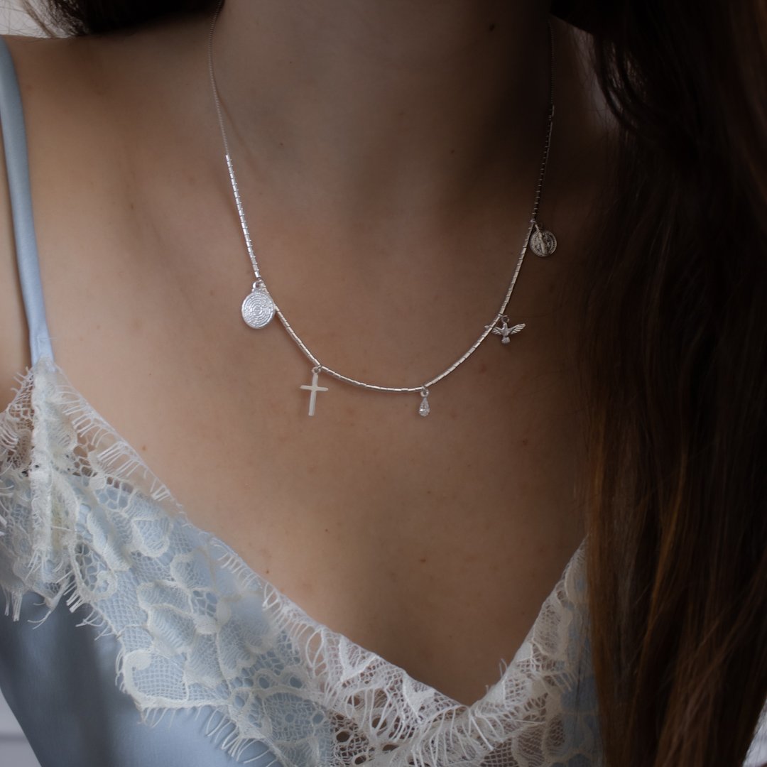 Colar Curto - Pingentes Religiosos