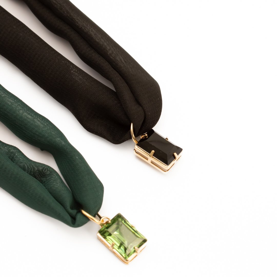 Colar Curto - Verde Oliva ou Preto