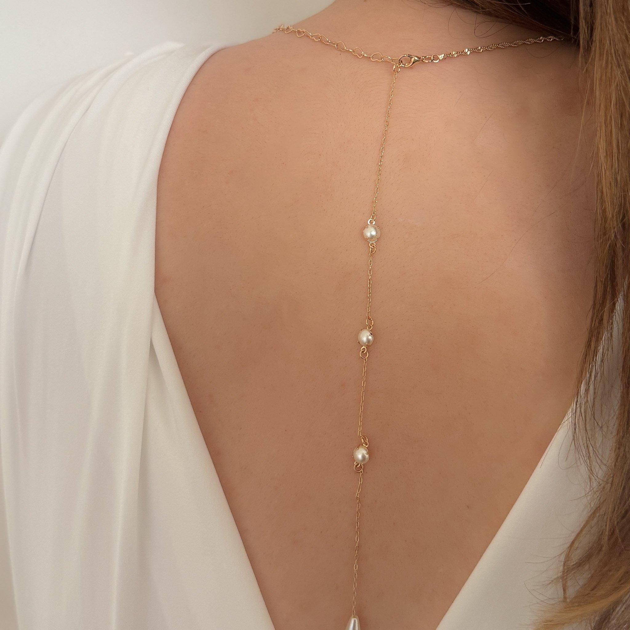 Colar Dois em Um - Detalhes nas Costas