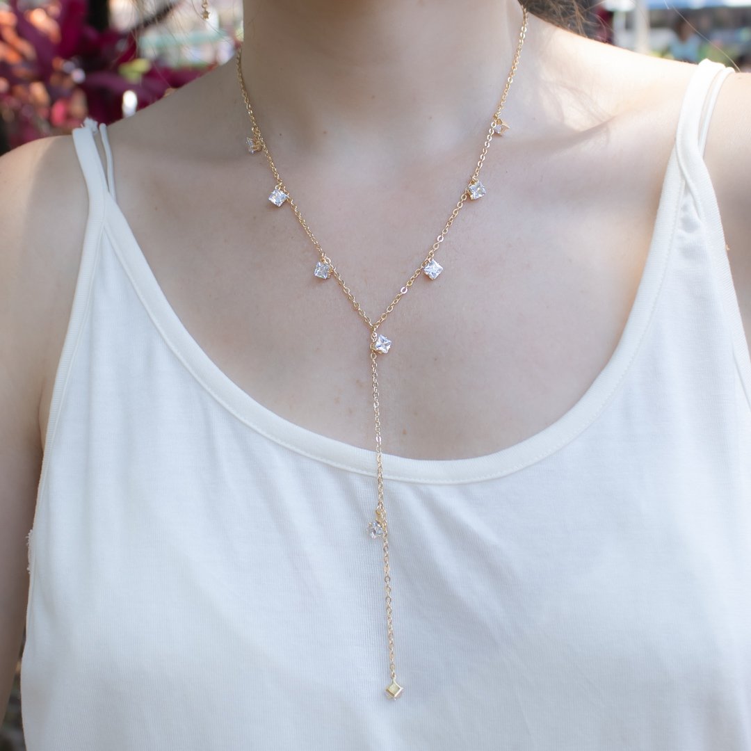 Colar Gravatinha - Quadradinhos Zircônia