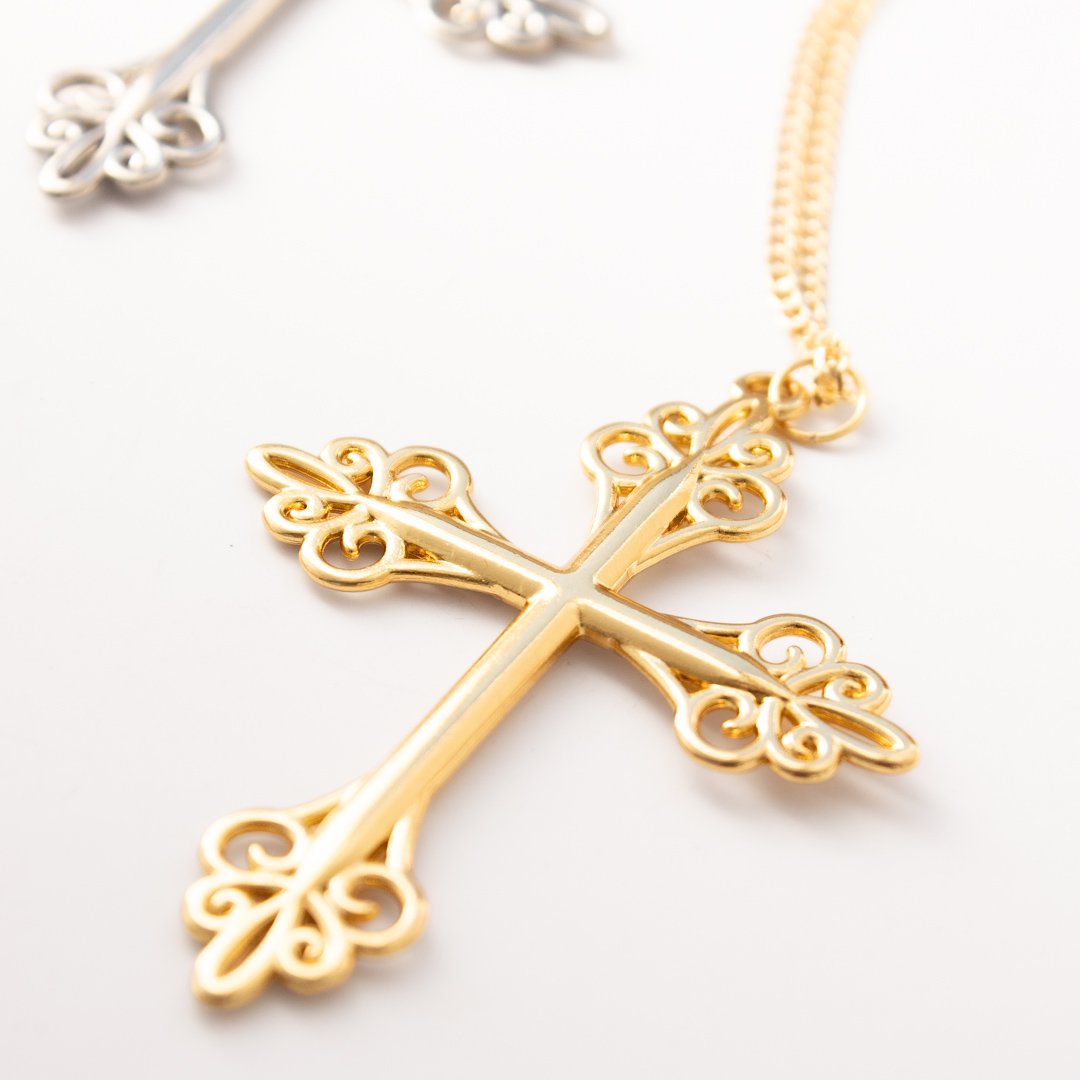 Colar Longo - Crucifixo