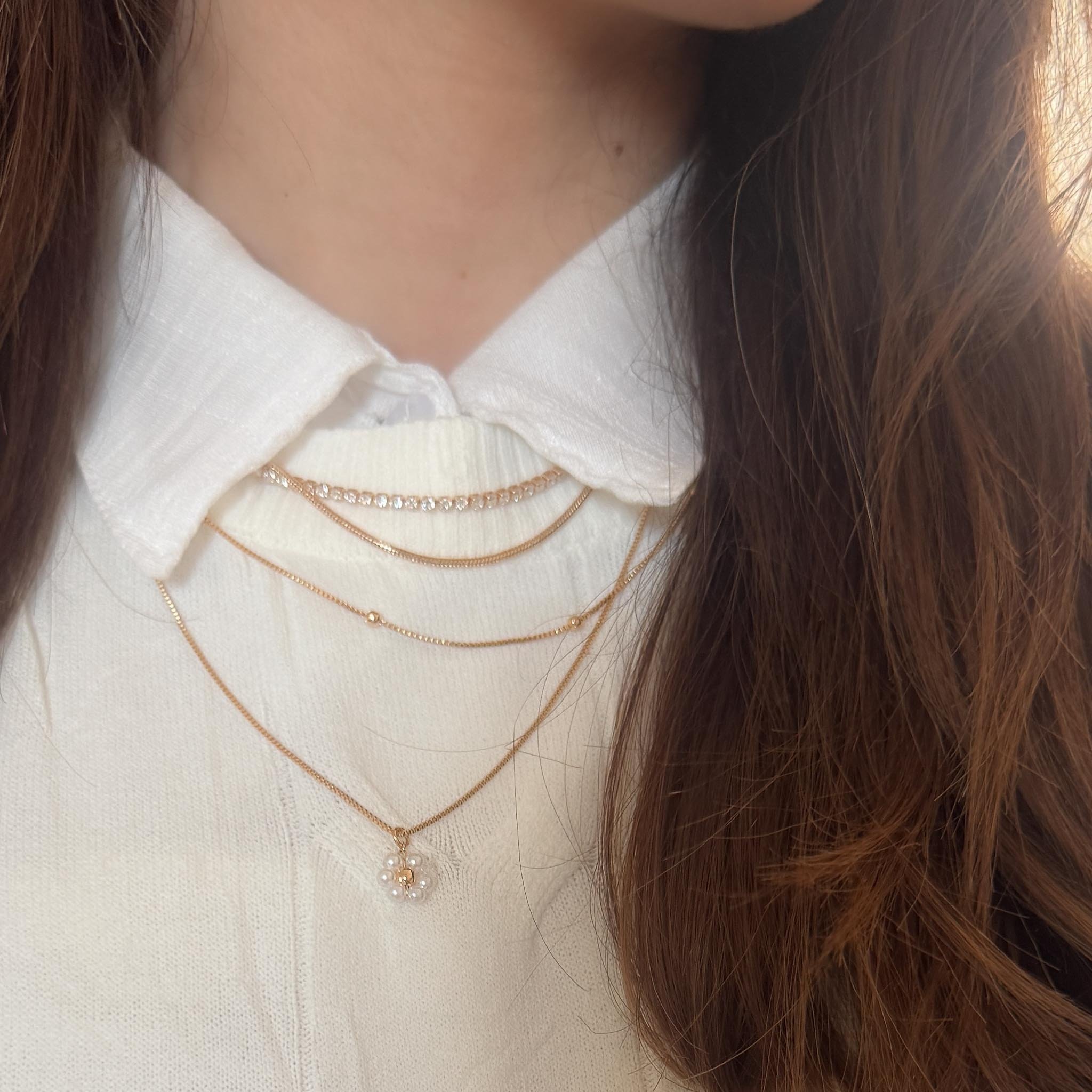 Colar Médio - Flor de Pérolas