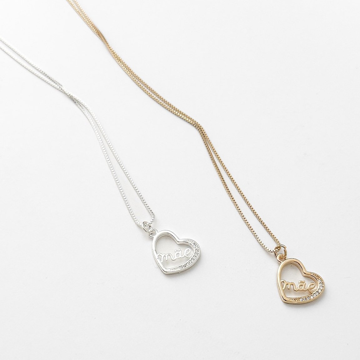 Colar Médio - Medalha Coração Mãe