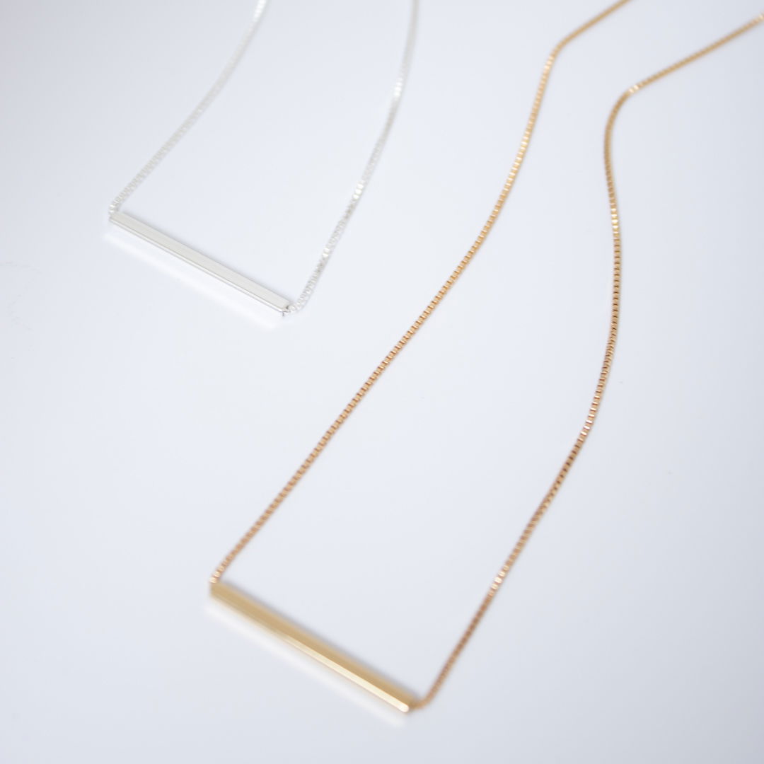 Colar Médio - Plaquinha Minimalista