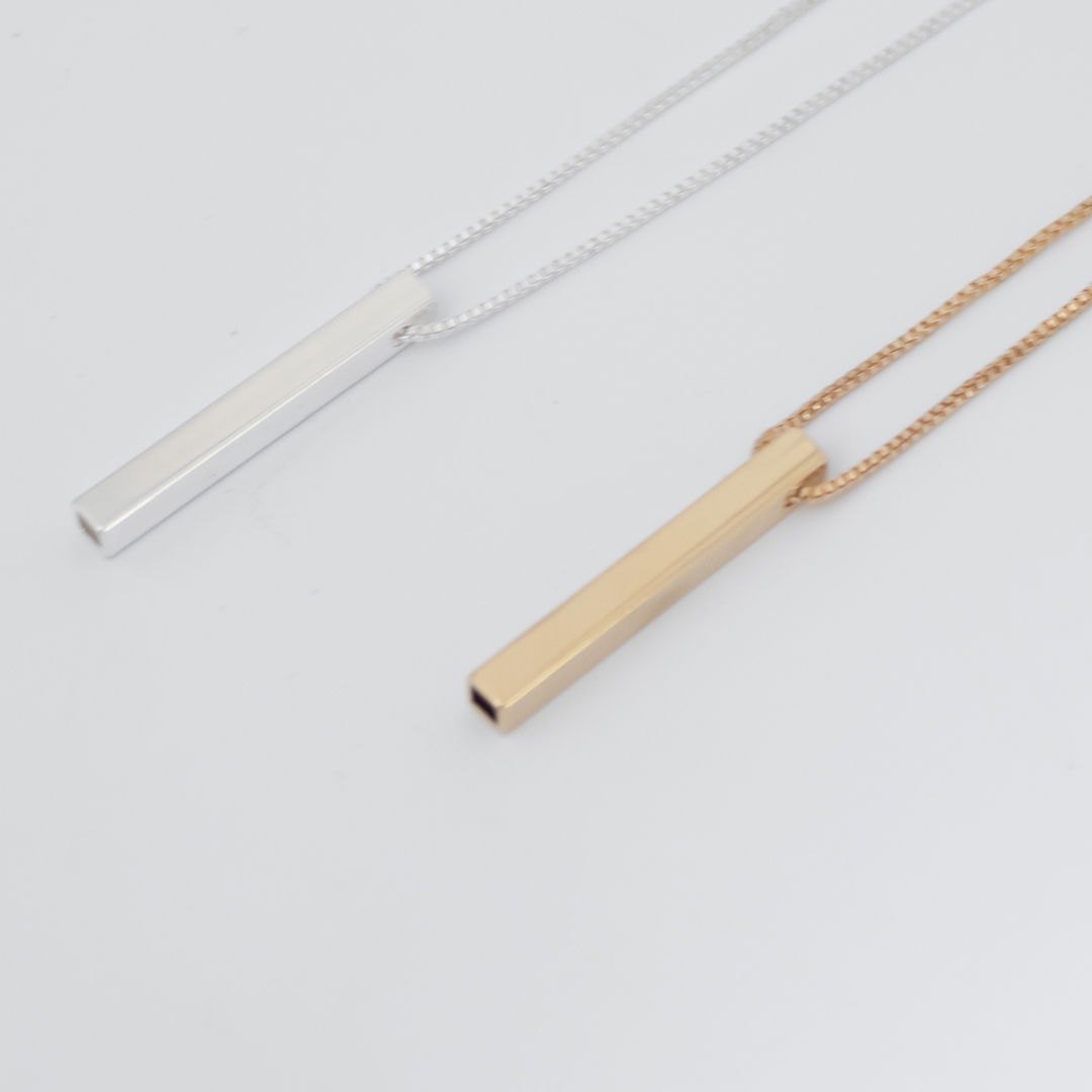 Colar Médio - Plaquinha Retangular