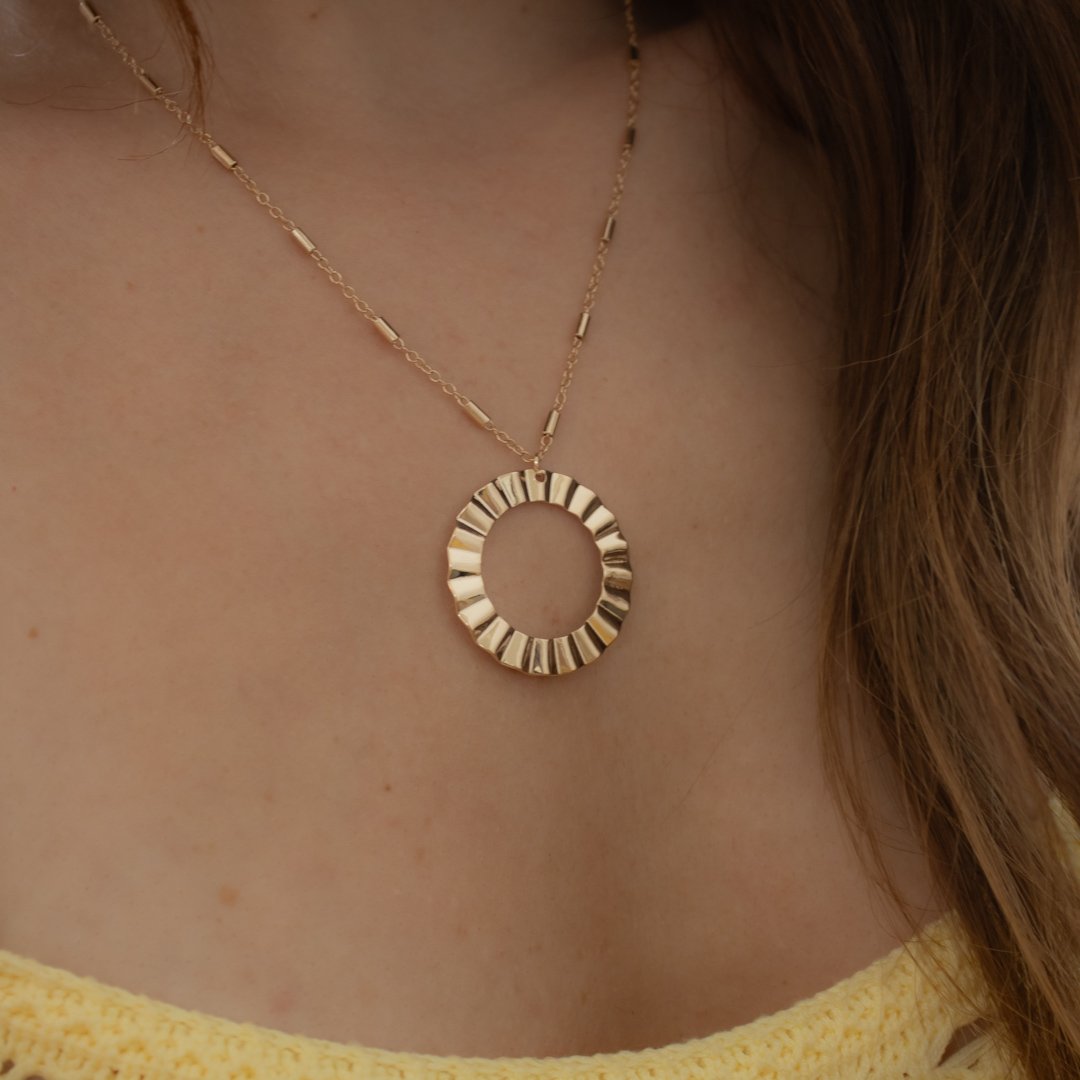 Colar Médio - Plissado