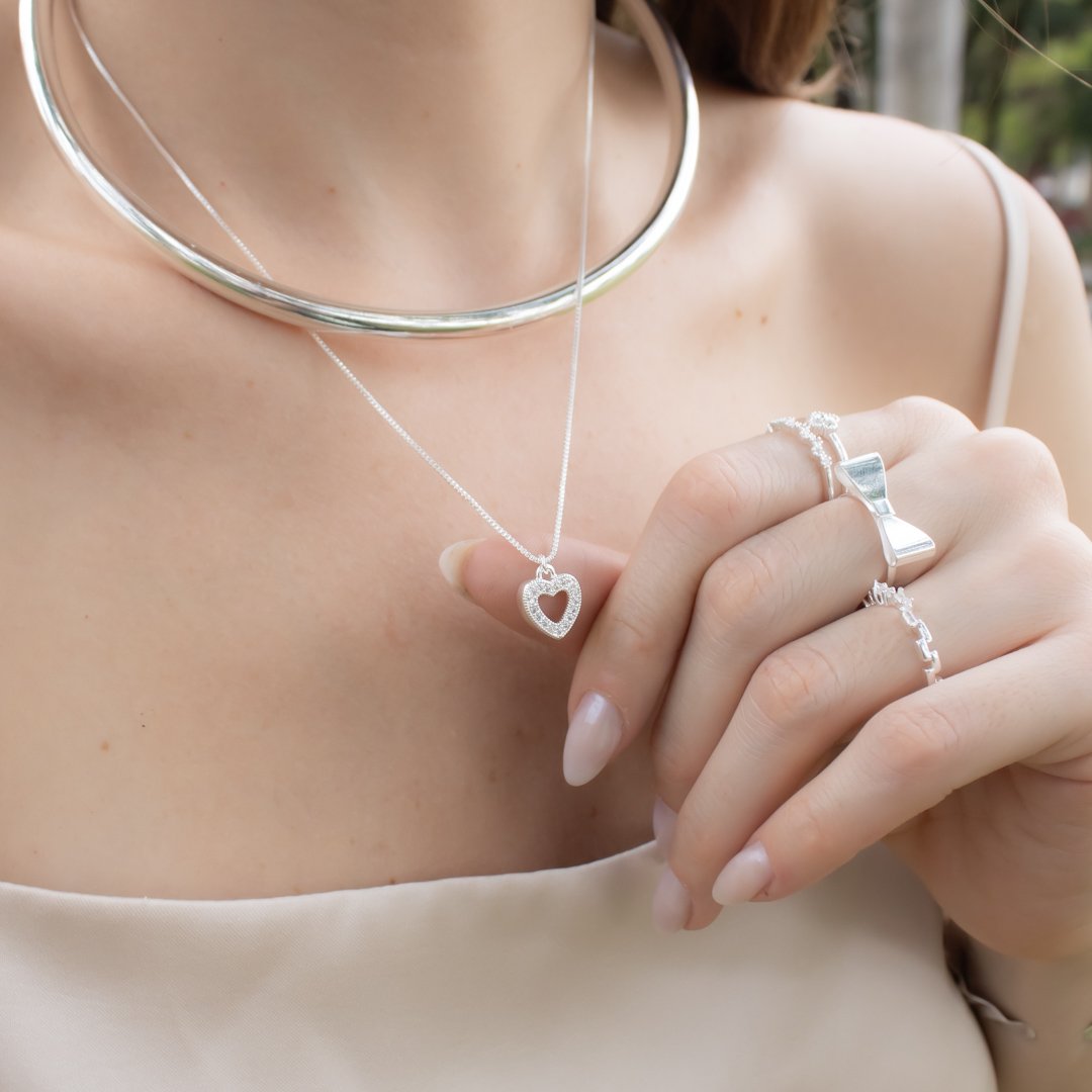 Colar Médio - Coração Vazado Microzircônia