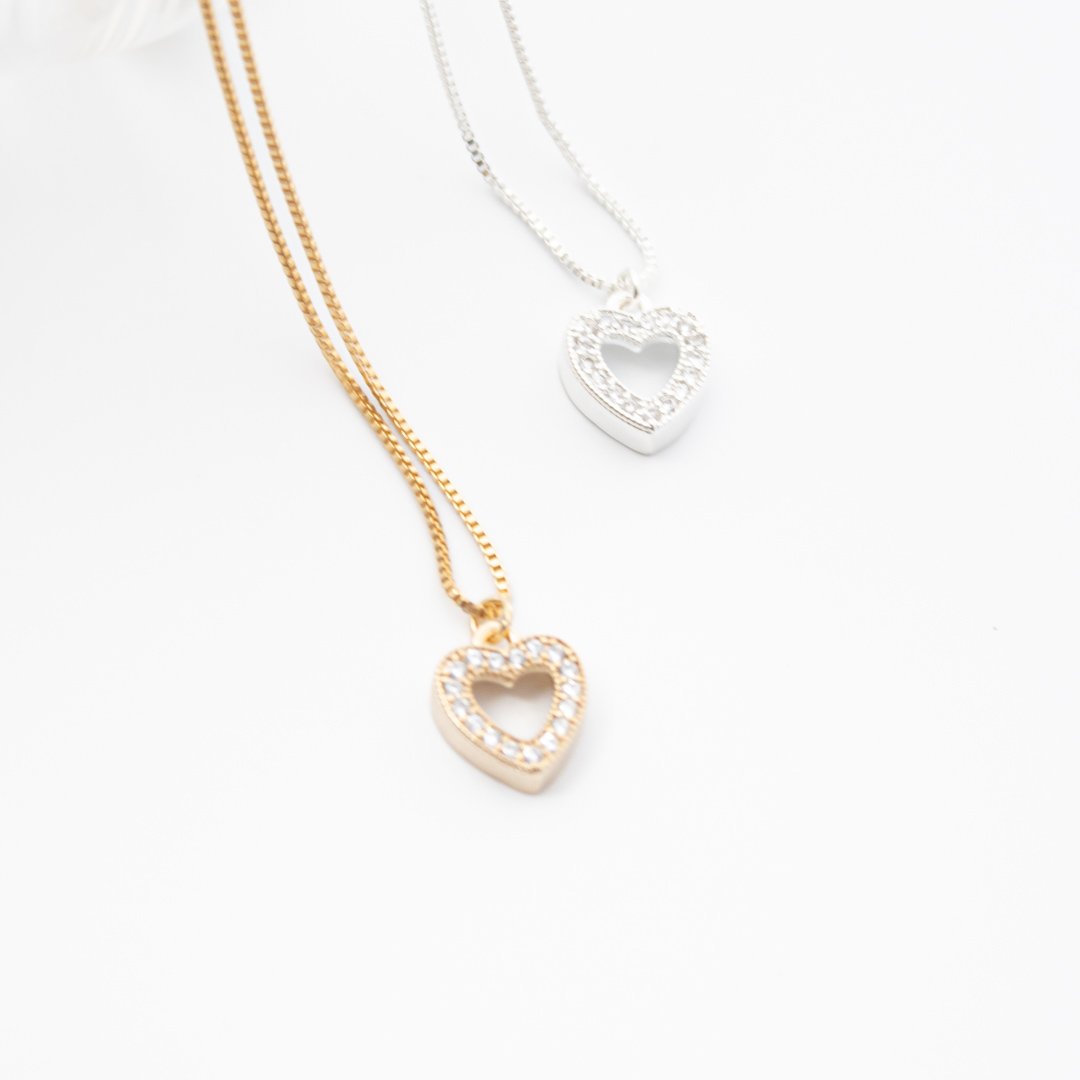 Colar Médio - Coração Vazado Microzircônia