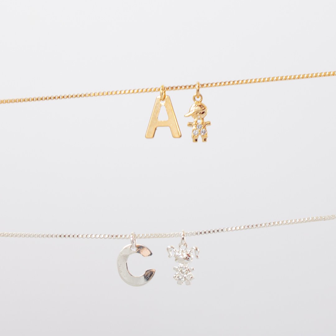 Colar Médio - Filhos e Iniciais (Até 4)