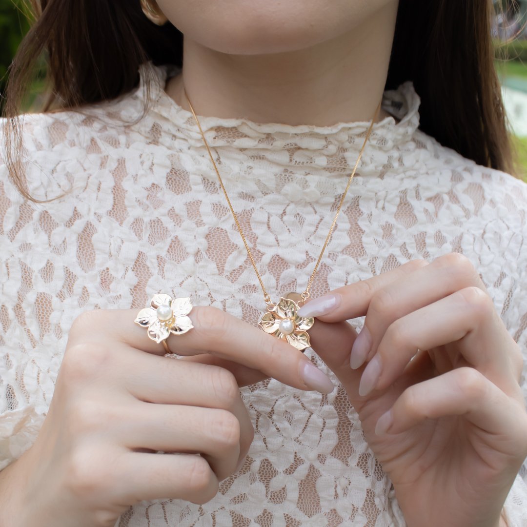 Colar Médio - Flor Jardim Pérola