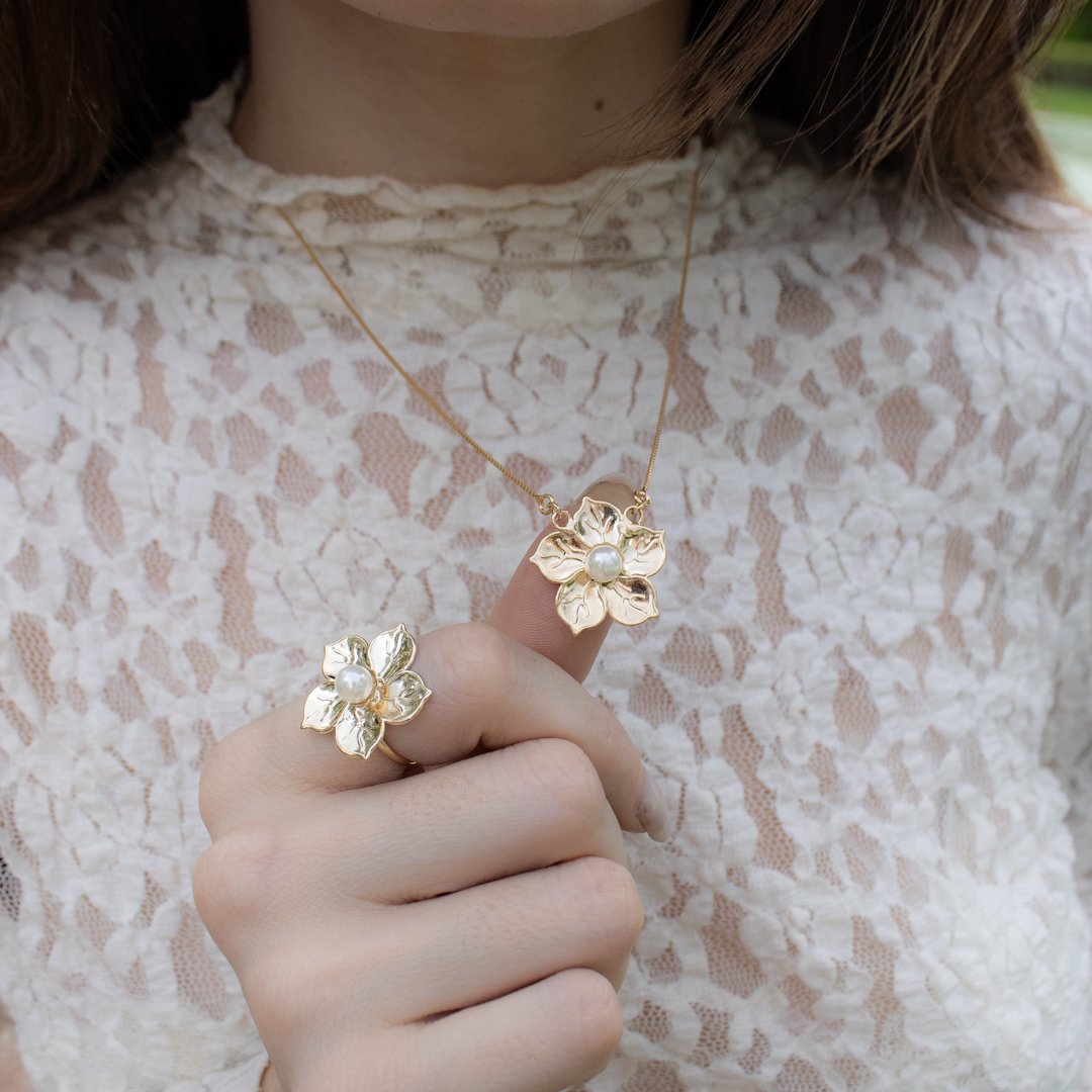 Colar Médio - Flor Jardim Pérola