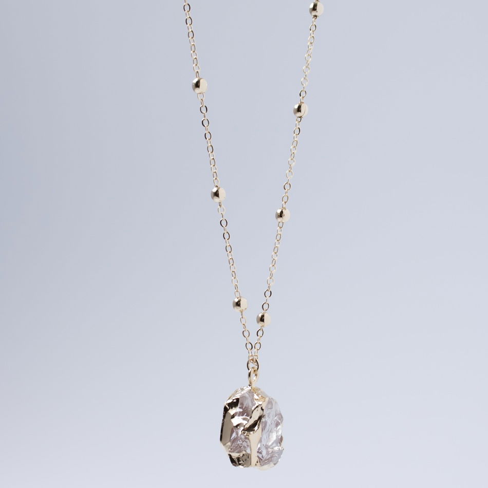 Colar Médio - Pedra Resina e Brilho