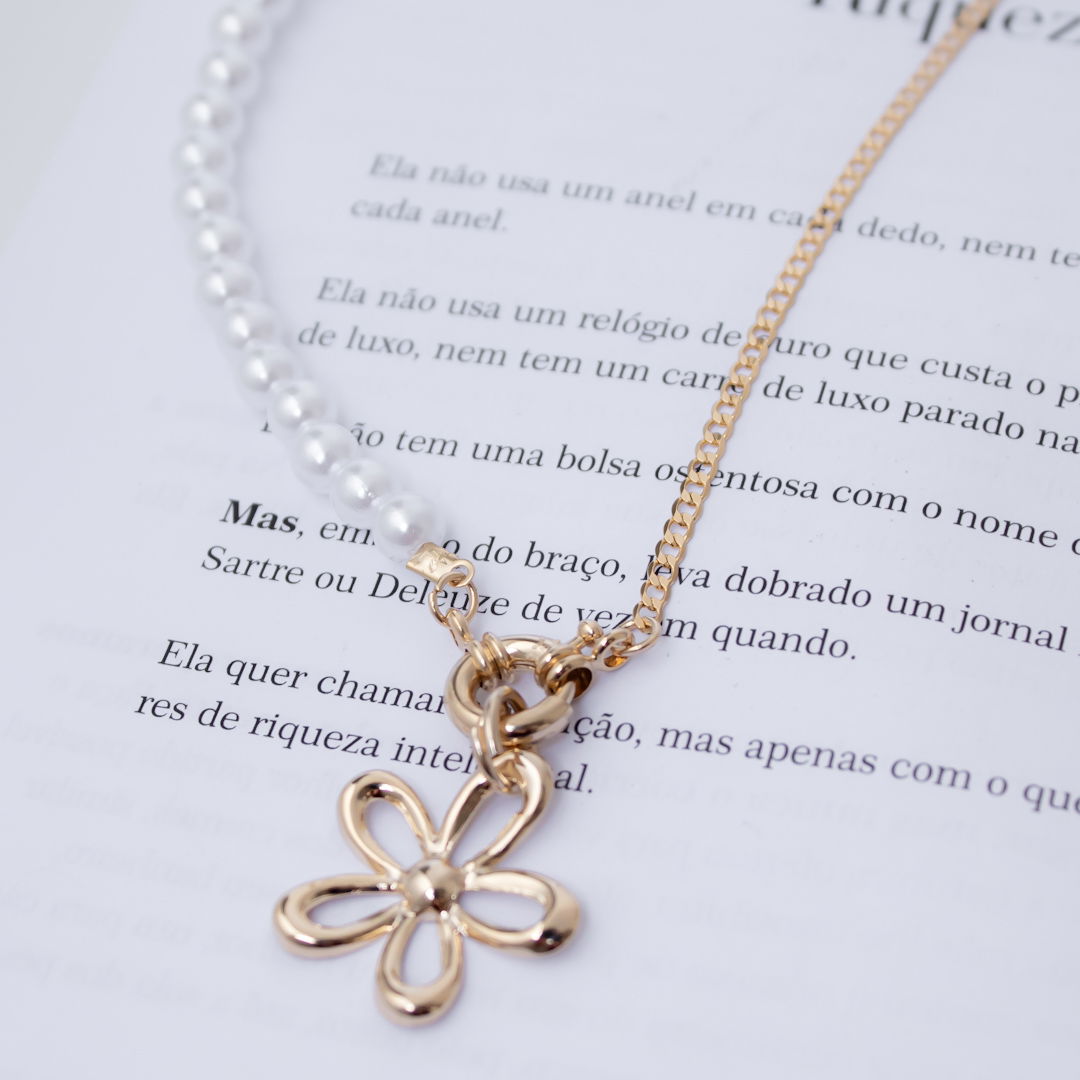 Colar Médio - Pérolas Flor