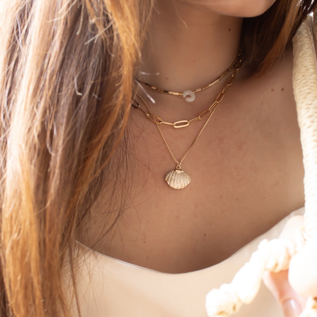 Colar Médio - Pingente Concha Zircônia