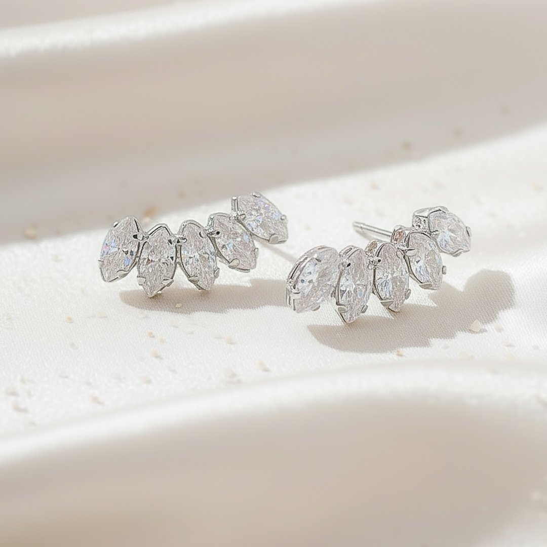 Ear Cuff - Navetes Zircônia (Escolha a cor)