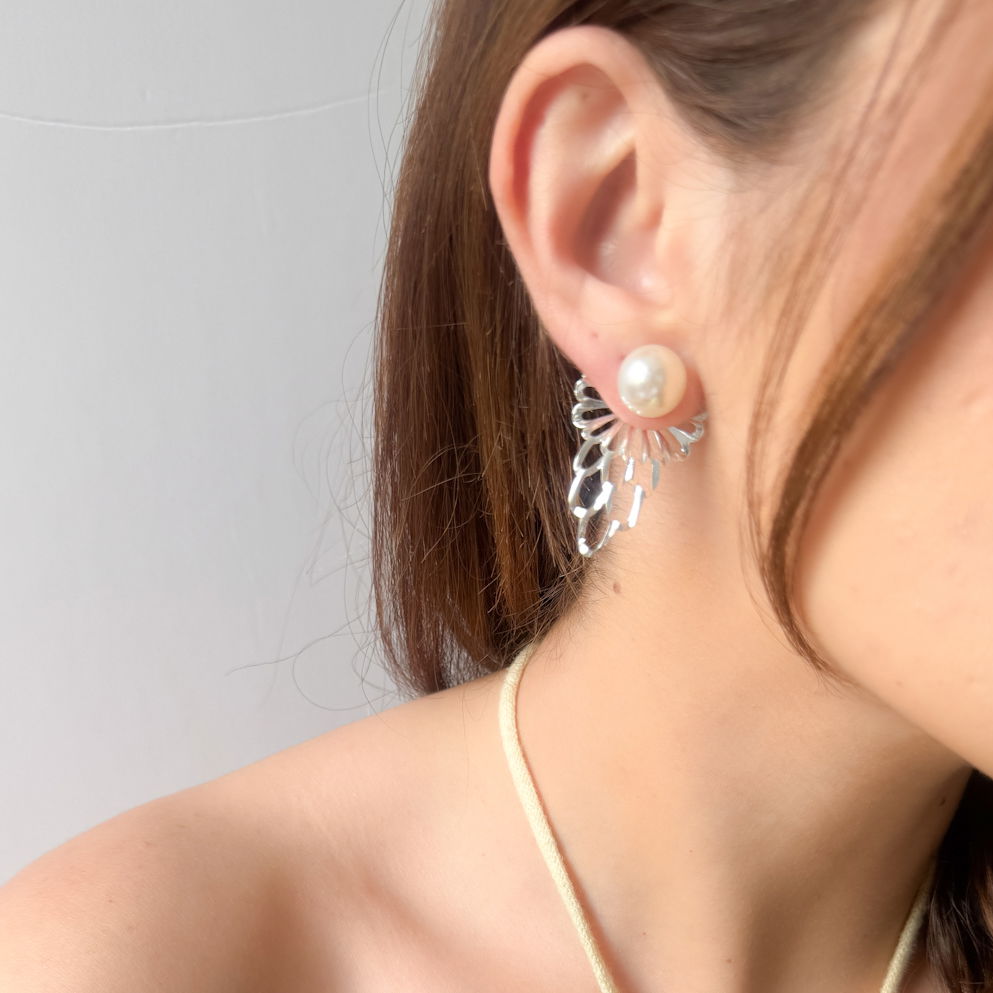 Ear Jacket - Flor Texturizada