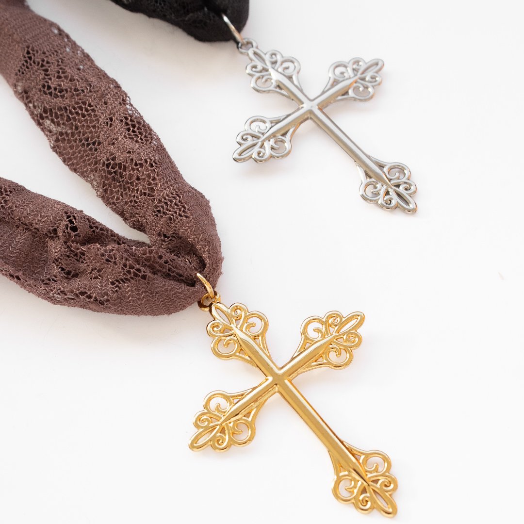 Gargantilha Renda - Crucifixo