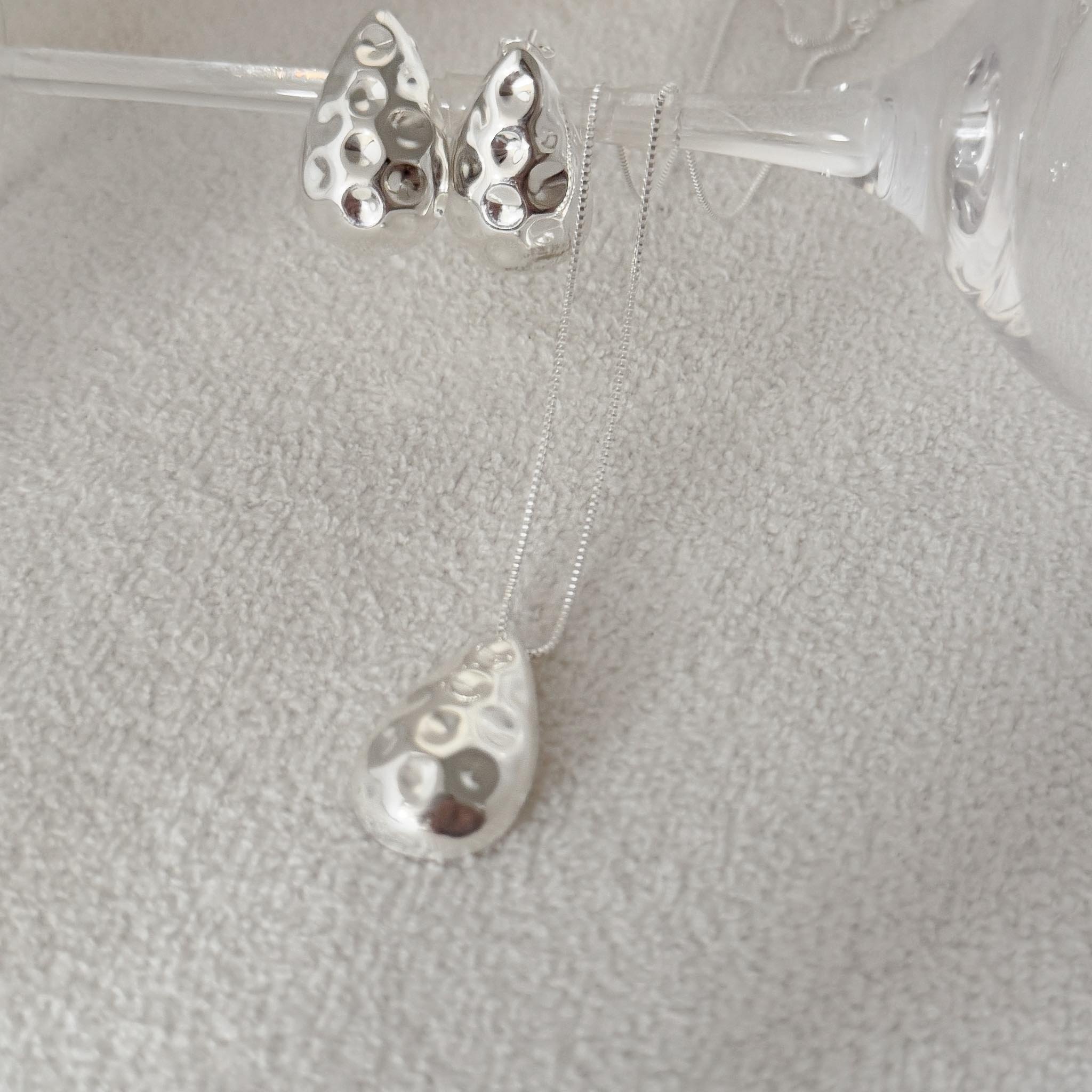 Kit Colar e Brinco - Gota Amassadinha