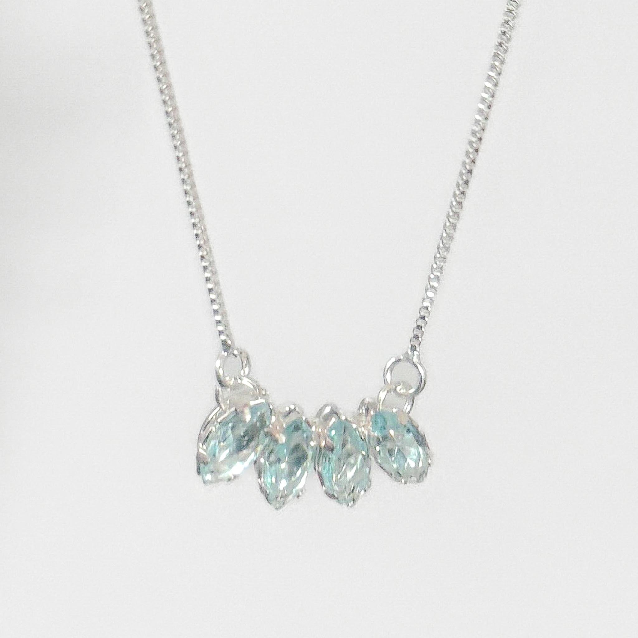Kit Colar e Ear Cuff - Navetes