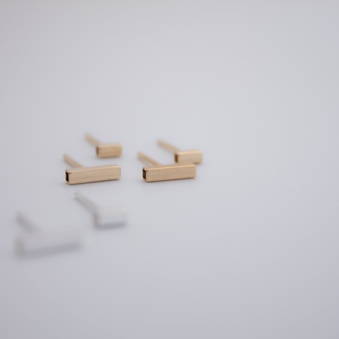 Kit de 2 Pares de Brincos - Retas Minimalistas