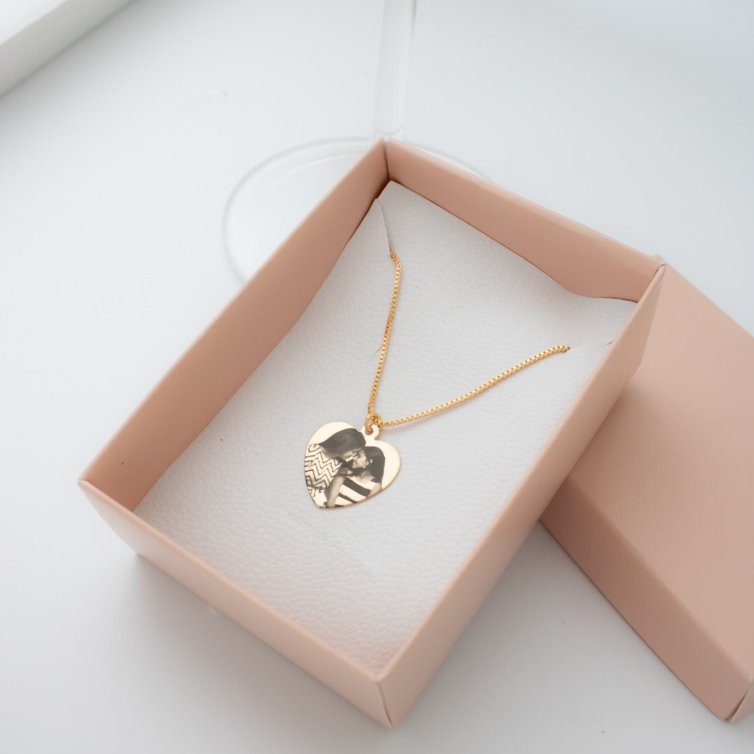 Kit Presente - Colar Personalizado e Caixinha