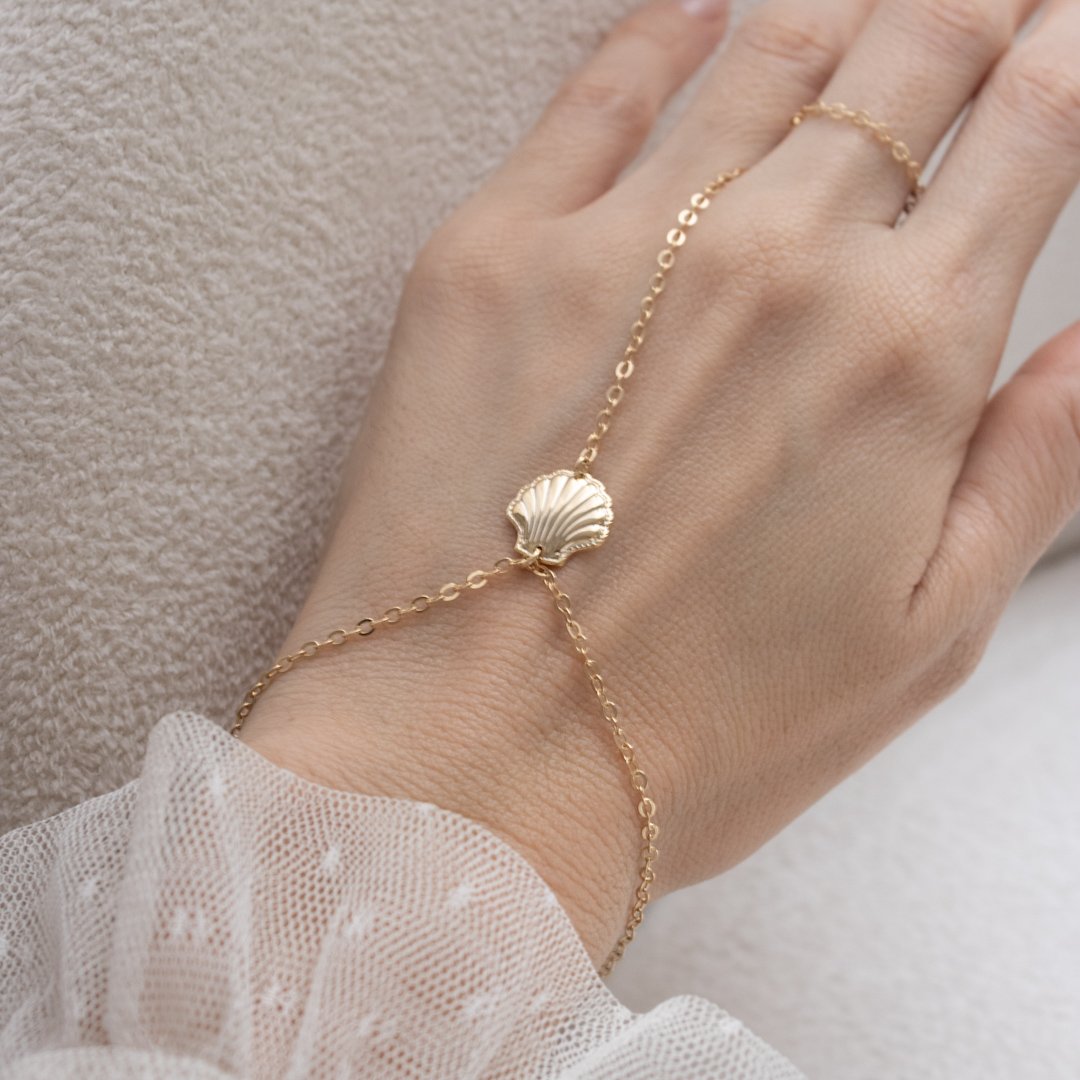 Pulseira de Mão - Hand Chain Concha