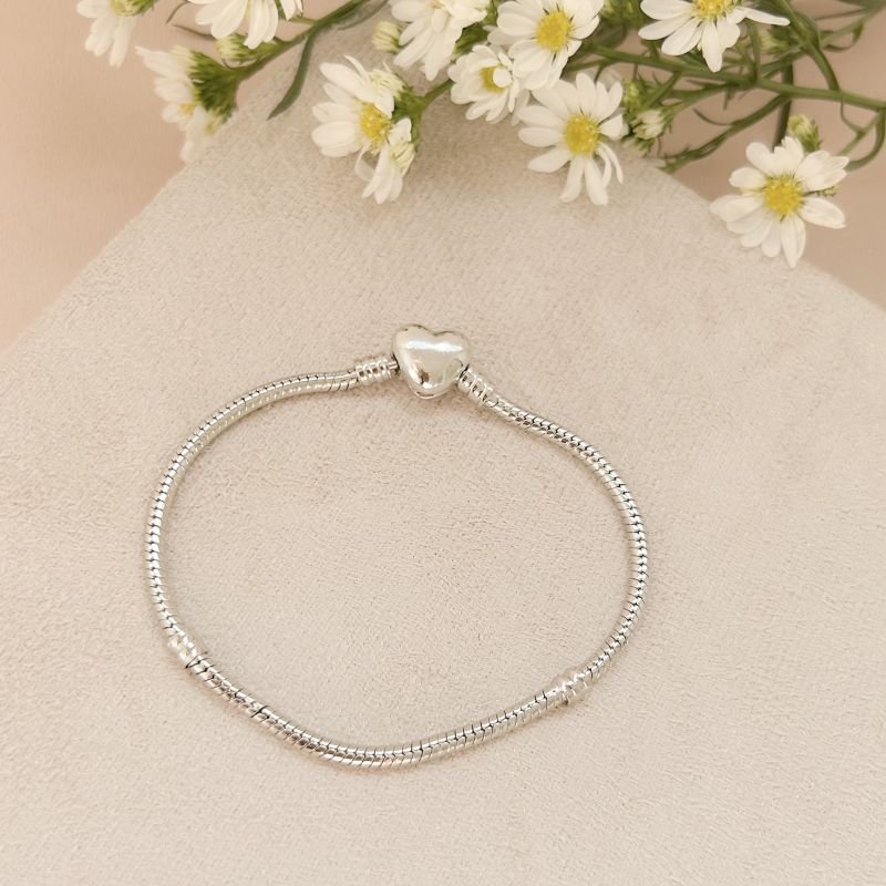 Pulseira Berloques - Fecho Coração